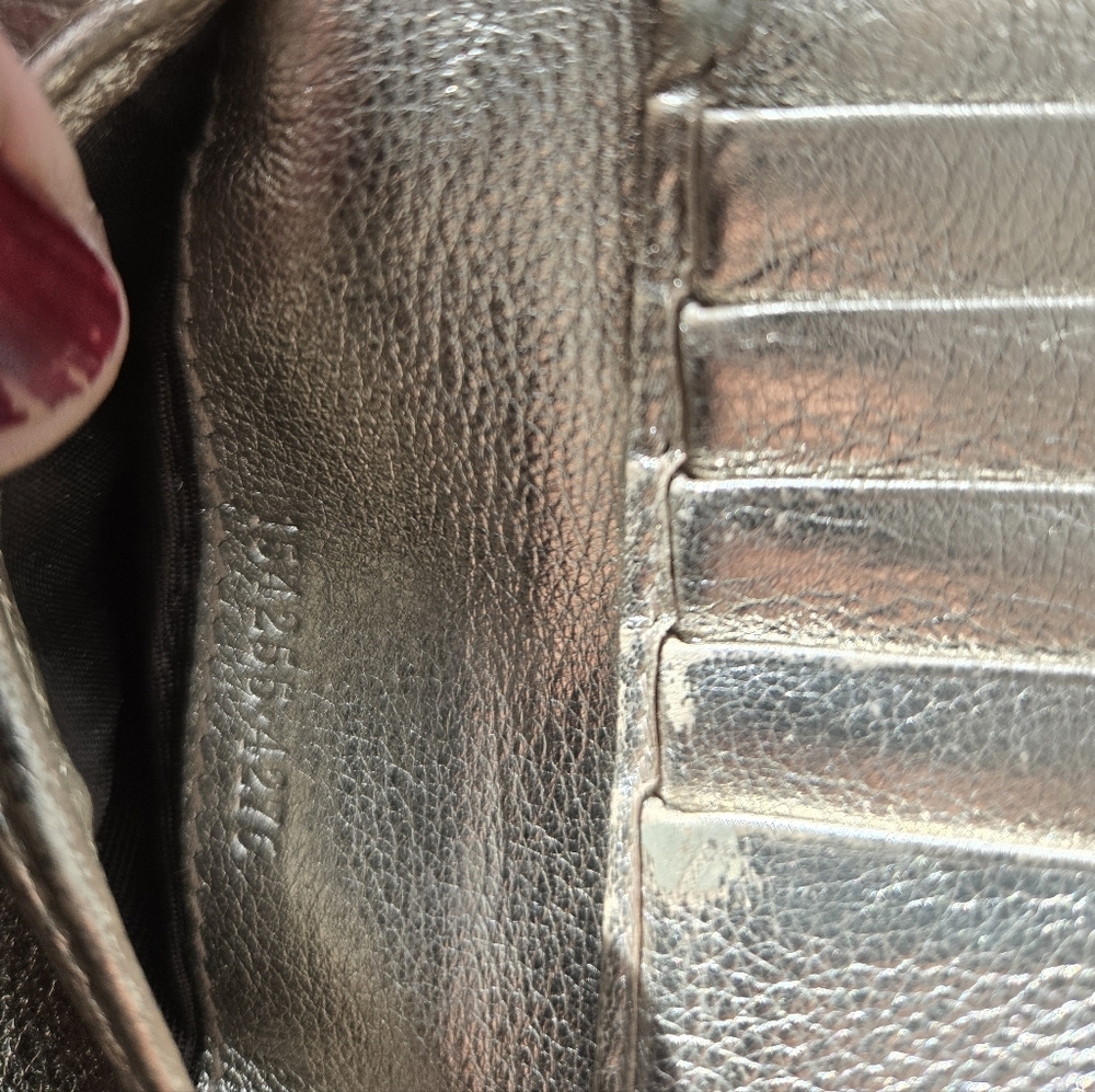 Abbey Gucci Compact Wallet - Picture 17 of 17